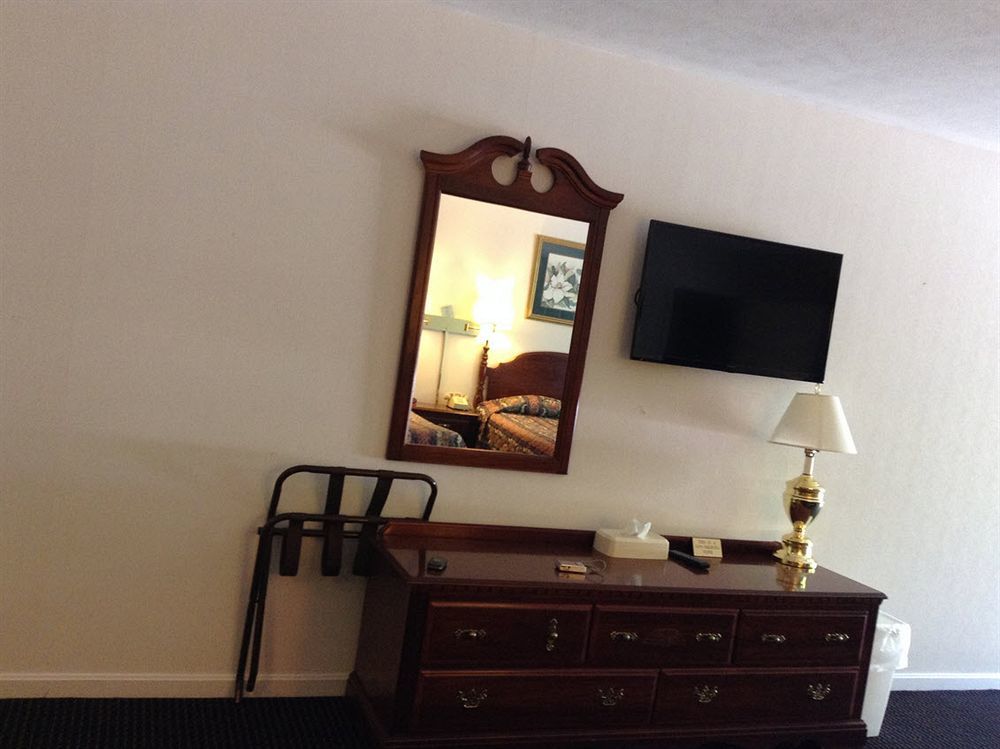 The Villager Motel バートレット エクステリア 写真